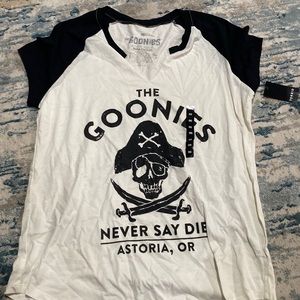 NWT Torrid graphic Goonies tee. Size 00